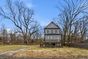 1819 Allen St, Rahway, NJ 07065 - Photo 3