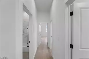 360 21st St, Irvington, NJ 07111 - Photo 9