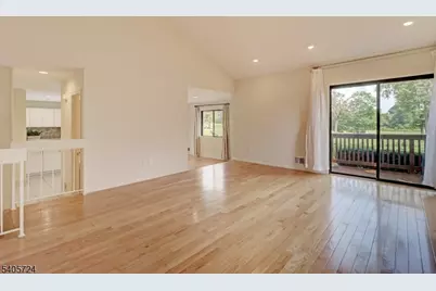 250 Ridgedale Ave #4, Florham Park, NJ 07932 - Photo 5