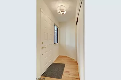 250 Ridgedale Ave #4, Florham Park, NJ 07932 - Photo 3
