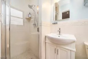 17 Badgley Dr, New Providence, NJ 07974 - Photo 33