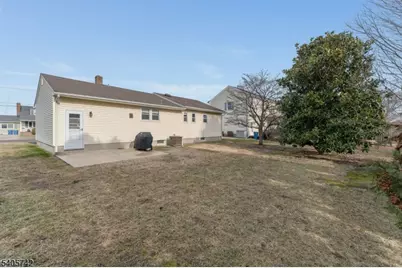 63 Louise Dr, Manville, NJ 08835 - Photo 17