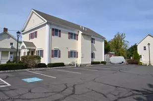 32 Church St, Flemington, NJ 08822 - Photo 3