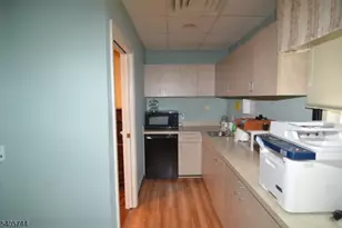 32 Church St, Flemington, NJ 08822 - Photo 13