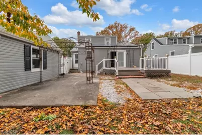 34 Chase Ave, Woodbridge Township, NJ 07001 - Photo 3