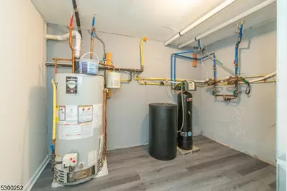 21 Walsh Rd #1, Franklin, NJ 07416 - Photo 17