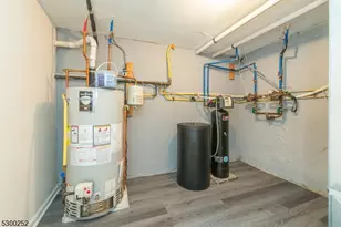 21 Walsh Rd, Franklin, NJ 07416 - Photo 17