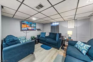 302 New York Ave, Clark Township, NJ 07066 - Photo 7