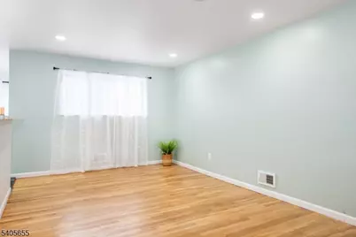 14 Bordeaux Dr, Mount Olive, NJ 07836 - Photo 13