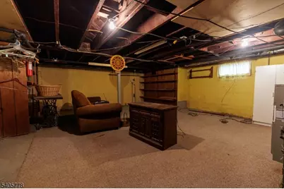 142 W Gibbons St, Linden, NJ 07036 - Photo 23