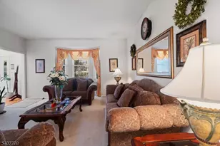 3 Summerfield Dr, Franklin Township, NJ 08540 - Photo 5