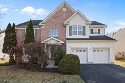 3 Summerfield Dr, Franklin Township, NJ 08540 - Photo 1
