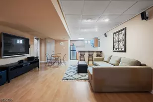 3 Summerfield Dr, Franklin Township, NJ 08540 - Photo 13