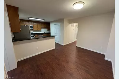 5 Burlington Ct, Hamburg, NJ 07419 - Photo 7