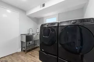 142 Taylor Ave, Hillsborough Township, NJ 08844 - Photo 19