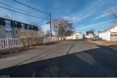 113 E Curtis St, Linden, NJ 07036 - Photo 35
