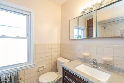 113 E Curtis St, Linden, NJ 07036 - Photo 23