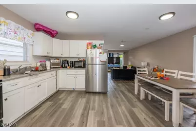 127 Godwin Ave, Paterson, NJ 07501 - Photo 7