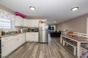 127 Godwin Ave, Paterson, NJ 07501 - Photo 7