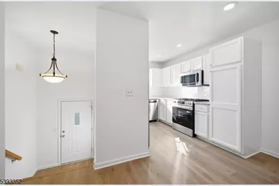 3 Mountain Ridge Rd, Bloomingdale, NJ 07403 - Photo 3