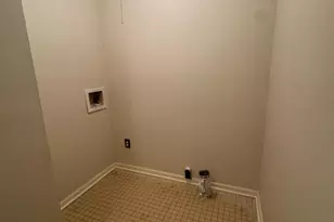 42 Burlington Ct, Hamburg, NJ 07419 - Photo 17