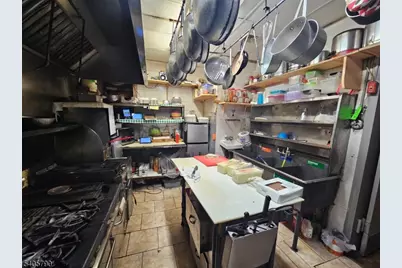 290 Lakeview Avenue, Clifton, NJ 07013 - Photo 3