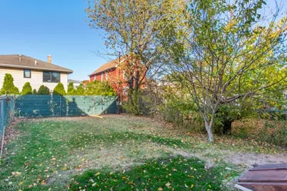 30 Pleasant Ave, Clifton, NJ 07013 - Photo 23