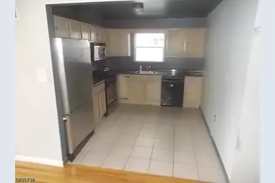 68 Port Ave, Elizabeth, NJ 07206 - Photo 5