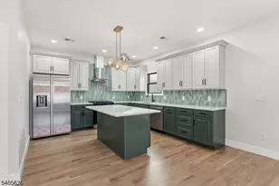 228 Locust St, Roselle, NJ 07203 - Photo 7