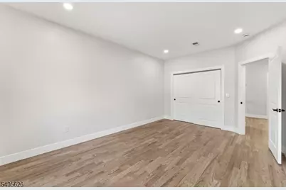 228 Locust St, Roselle, NJ 07203 - Photo 11