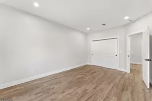 228 Locust St, Roselle, NJ 07203 - Photo 11