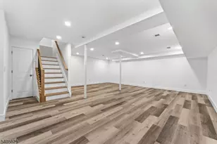 228 Locust St, Roselle, NJ 07203 - Photo 23