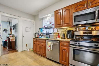 228 Totowa Rd, Totowa, NJ 07512 - Photo 13