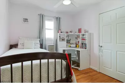 21 Beacon Rd, Hopatcong, NJ 07843 - Photo 17