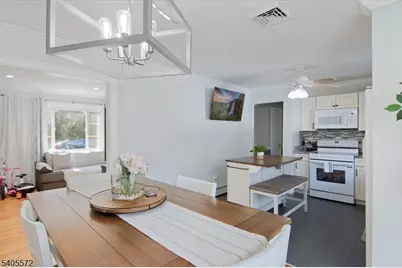 21 Beacon Rd, Hopatcong, NJ 07843 - Photo 3