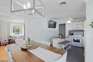 21 Beacon Rd, Hopatcong, NJ 07843 - Photo 3