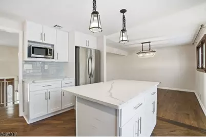 95 Martin Rd, Livingston, NJ 07039 - Photo 7