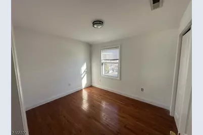 26 Van Rensselear St #3, Belleville, NJ 07109 - Photo 5