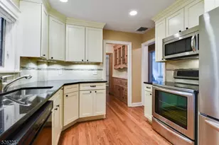 82 Stony Ln, Millburn, NJ 07078 - Photo 7