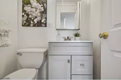 530 Valley Rd #3A, Montclair, NJ 07043 - Photo 9