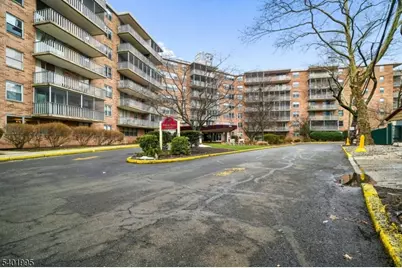 530 Valley Rd #3A, Montclair, NJ 07043 - Photo 15