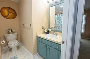 136 Mountainside Dr, Pompton Lakes, NJ 07442 - Photo 27