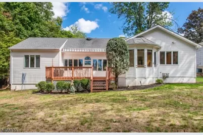 9 Forest Ter, Wayne, NJ 07470 - Photo 21