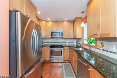 77 Moraine Rd, Parsippany, NJ 07950 - Photo 9