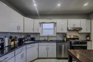 158 Glenwood Ave, Bloomfield, NJ 07003 - Photo 9