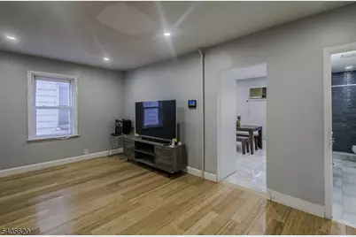 158 Glenwood Ave, Bloomfield, NJ 07003 - Photo 5