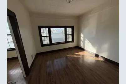 98 Yale Ave, Jersey City, NJ 07304 - Photo 7