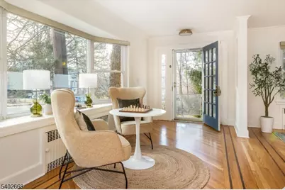 47 Oakland Rd, Maplewood, NJ 07040 - Photo 9