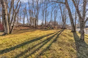 265 Little Falls Rd, Cedar Grove, NJ 07009 - Photo 41