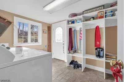 265 Little Falls Rd, Cedar Grove, NJ 07009 - Photo 21